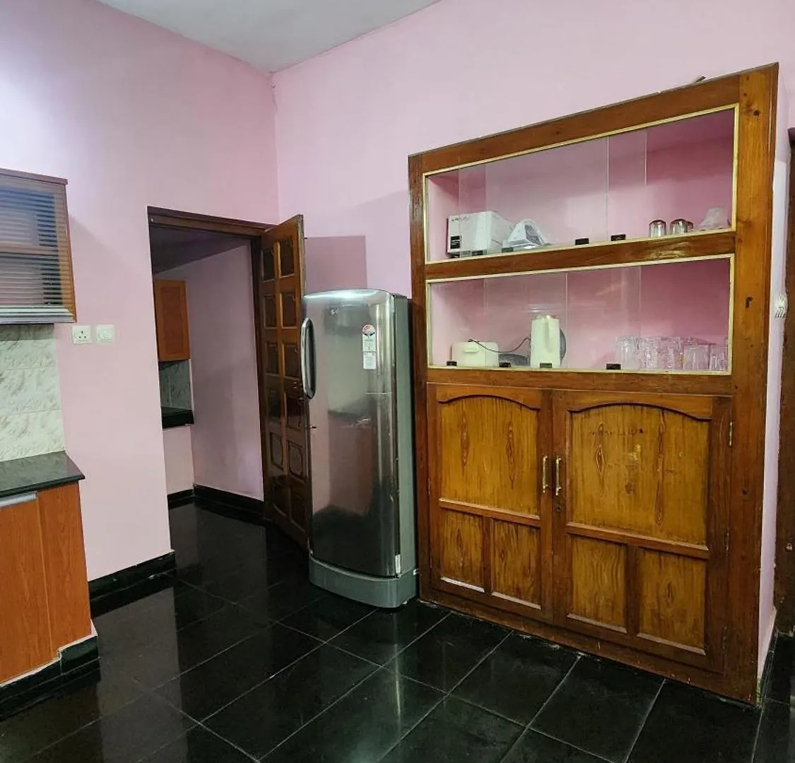 Mira'S Surf Home Stay Varkala Rum i privatbostad